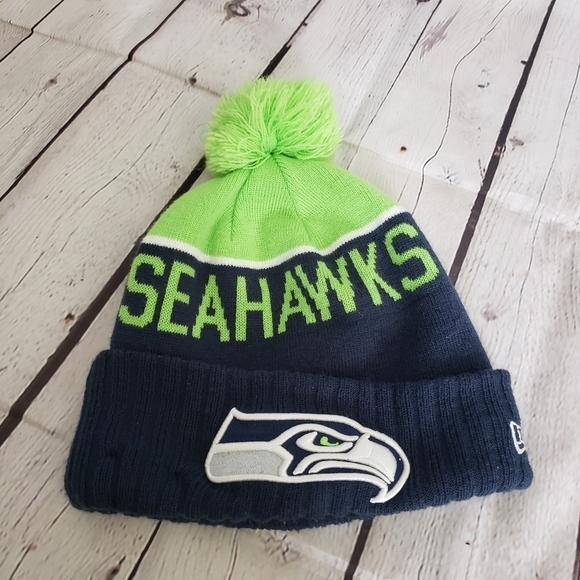 NFL Seattle Seahawks Knit Hat Pompom Blue Green White Embroidered Winter - Picture 1 of 5